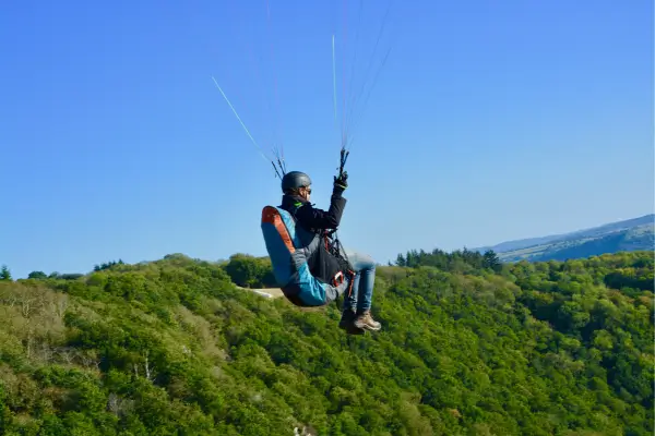 Preparação para um Voo Seguro de Parapente