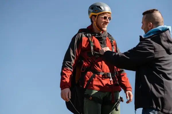 Os 10 Melhores Equipamentos de Parapente para Iniciantes