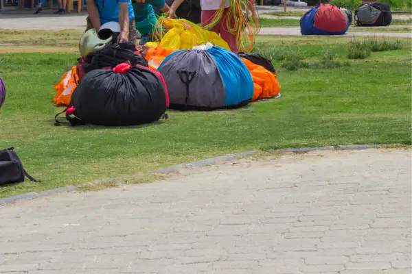 Como Escolher o Saco de Transporte Perfeito para seu Parapente